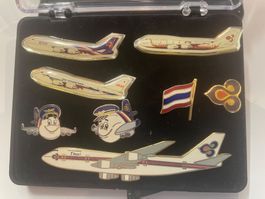 Pin-Set Thai Airways 8 Stück