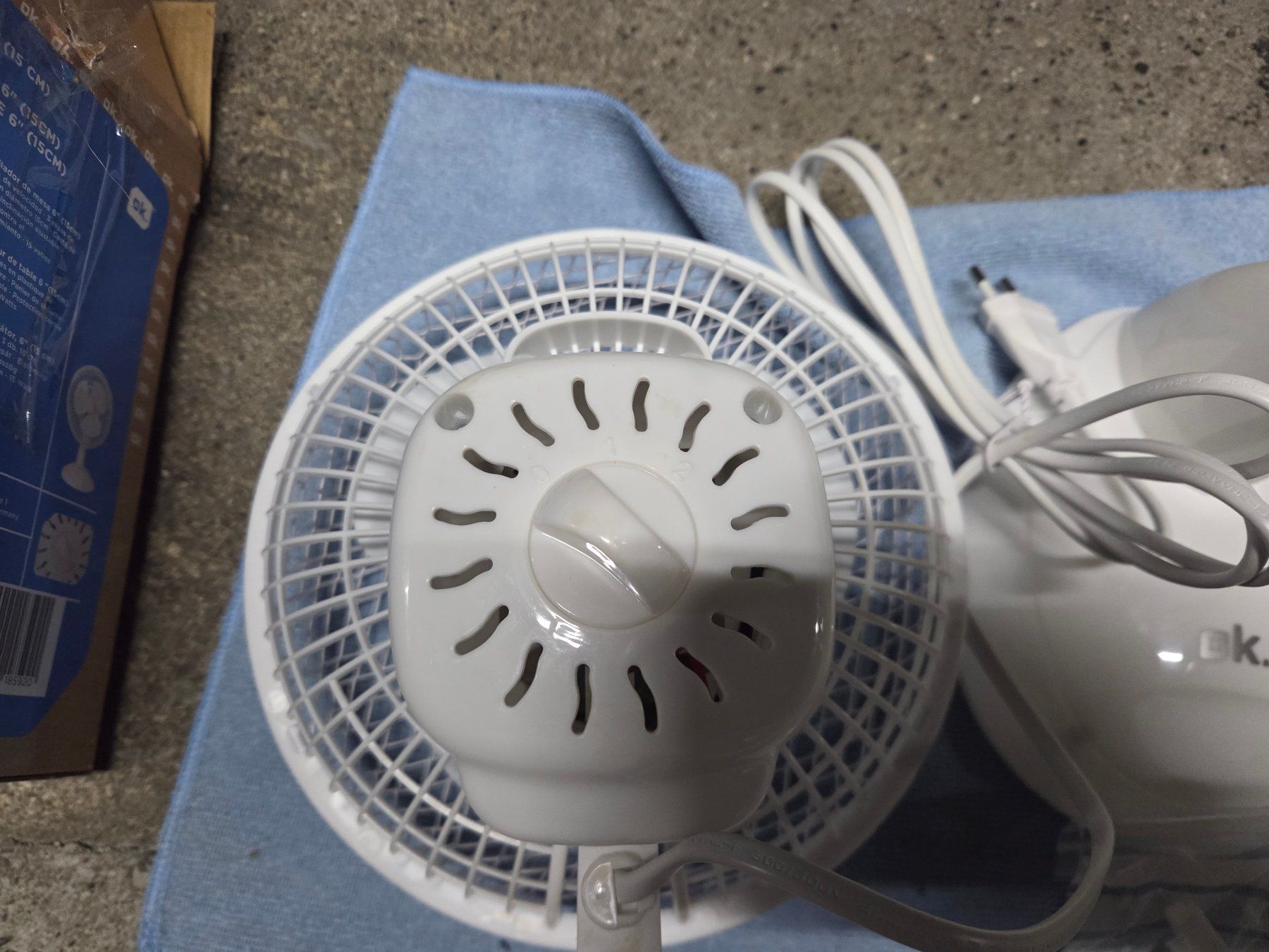 Ventilatori: Ventilateur de table - 15 cm - deux vitesses – Usato da Onex venduto da Fifane 2
