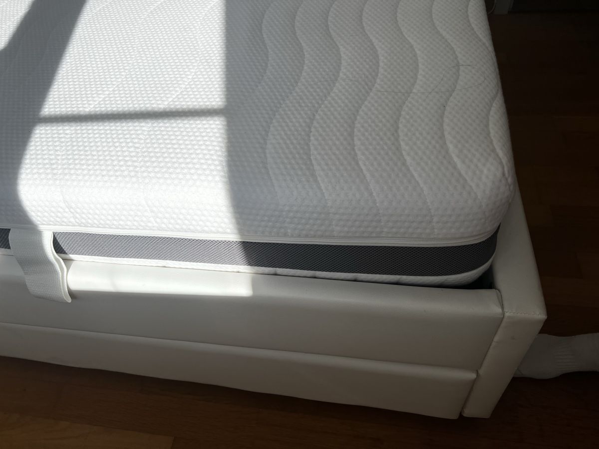 Letti: Bett 140x200 – Usato da Herdern venduto da garmi7 1