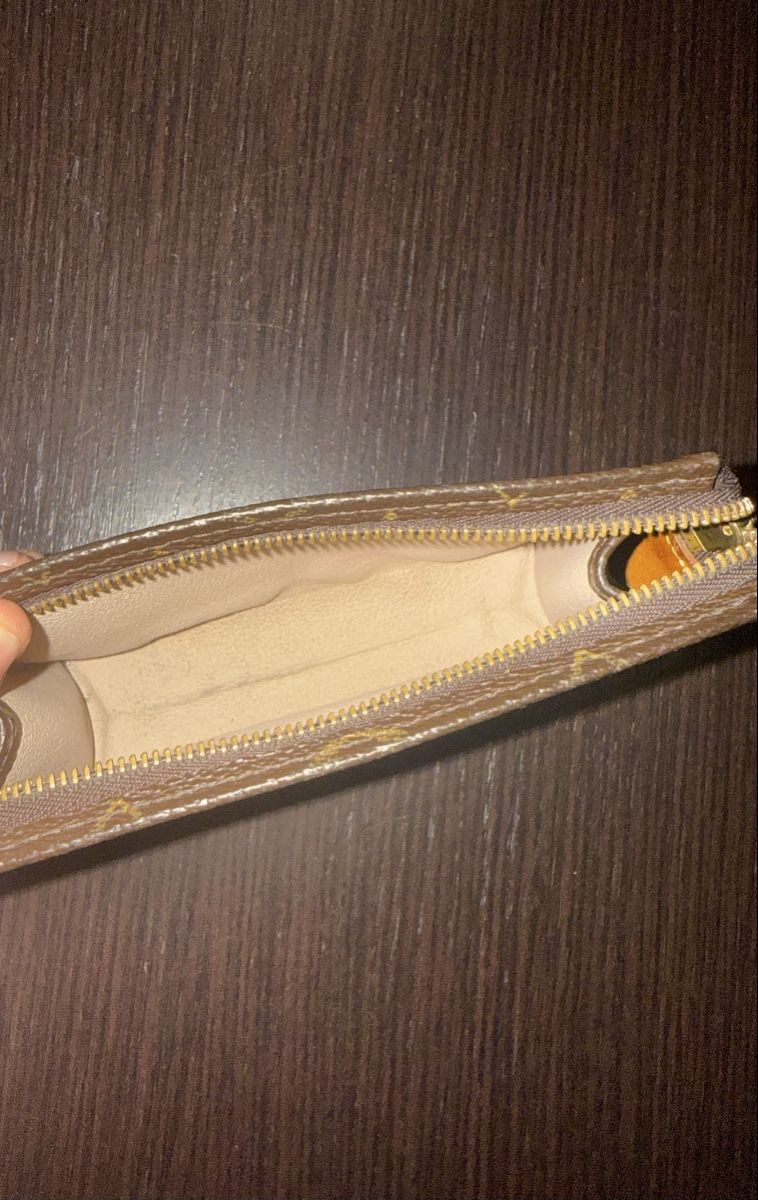 Louis Vuitton Custodie per cosmetici: Pochette Louis Vuitton monogramme etat utilise – Nuovo (secondo la descrizione) da Genève venduto da sam_9v5z 1