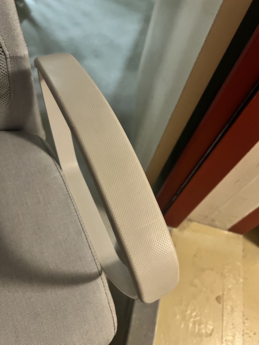 Ikea Sedie: IKEA Markus Office Chair in Light Grey – Usato da Basel venduto da sbo_6vtx 7