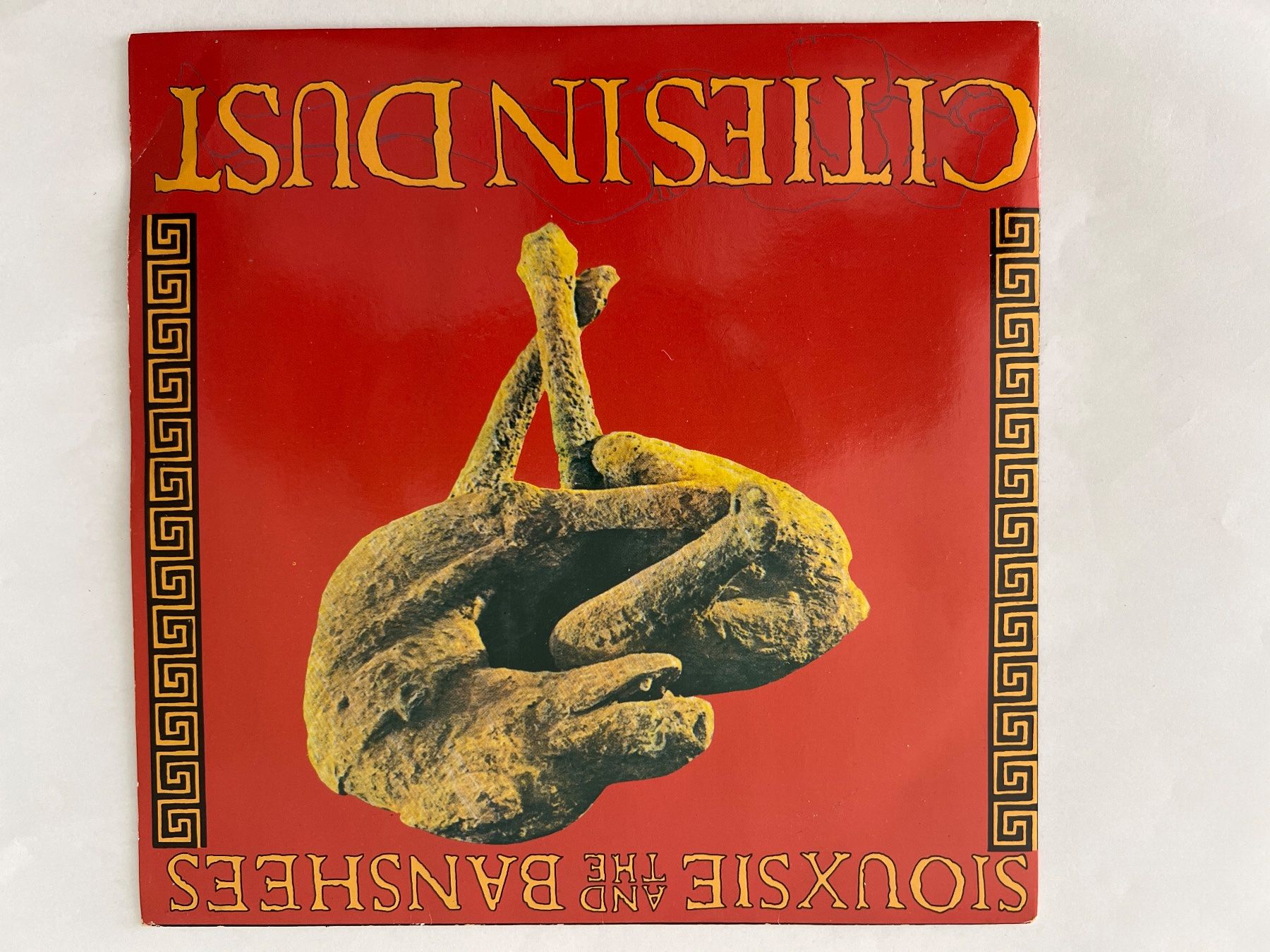 Dischi in vinile: Siouxsie & the Banshees - Cities in Dust – Usato da La Chaux-de-Fonds venduto da jacq_LaTsch0
