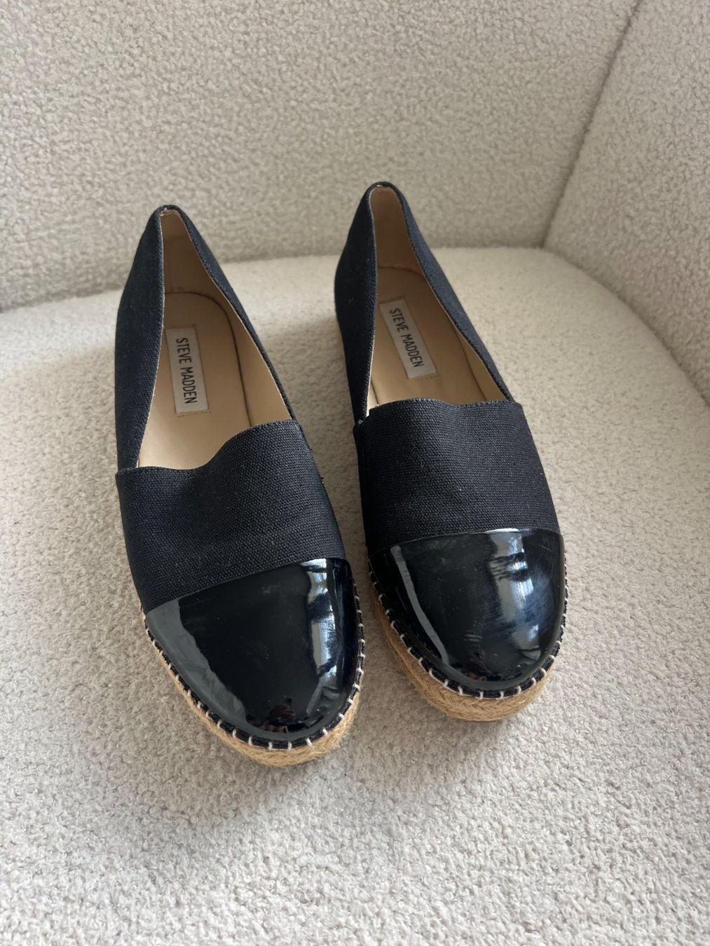 Steve Madden Damenschuhe: Steve Madden Espadrilles schwarz Lackleder Grösse 37/38 – Gebraucht aus Wald ZH von sarasv