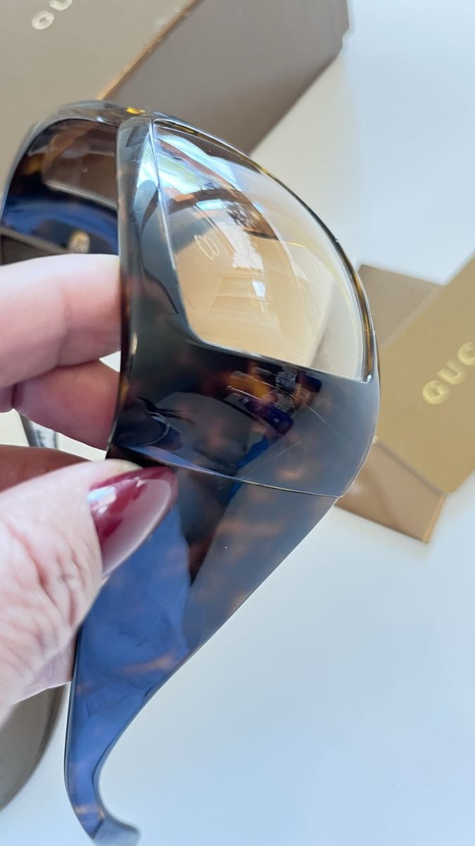 Gucci Occhiali & Lenti: Original Gucci Oversized Boxy Wrap Around Acetate Sunglasses – Usato da Glattpark(Opfikon) venduto da Sbitizi 4