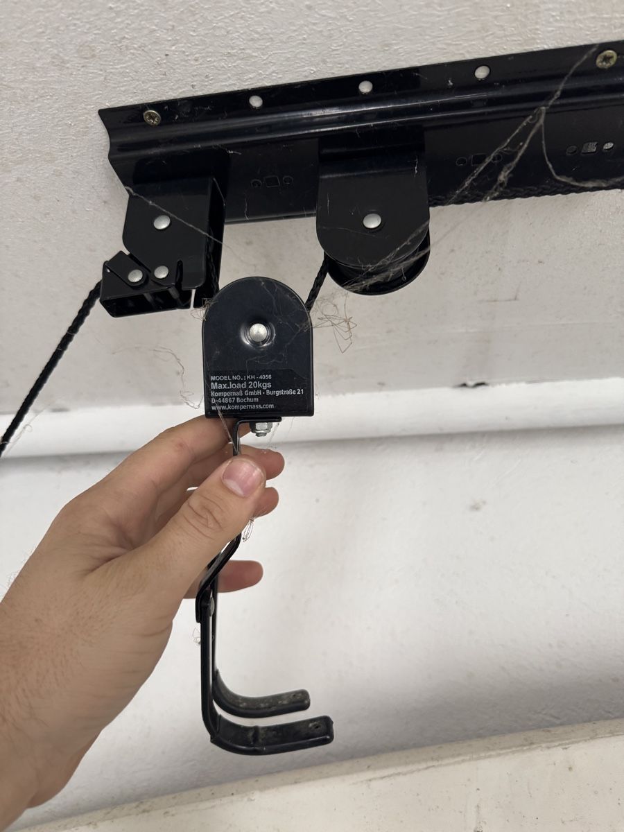 Ersatzteile: Heavy Duty Ceiling Pulley Rack, 20 kg max. – Gebraucht aus Seuzach von Wolf936 3