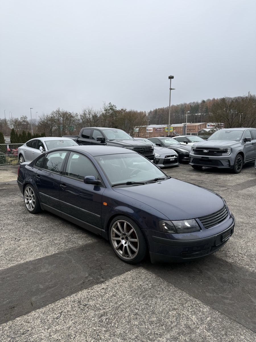 VW Automobili: VW Passat B5, 1.8t – Usato da Schaffhausen venduto da mkishn