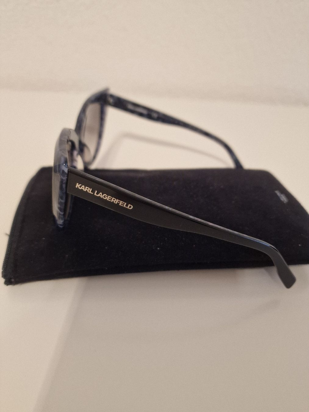 Karl Lagerfeld Lunettes & Verres: Karl Lagerfläche Sonnenbrille – Neuf (Voir description) à Jona par Bubi22 1