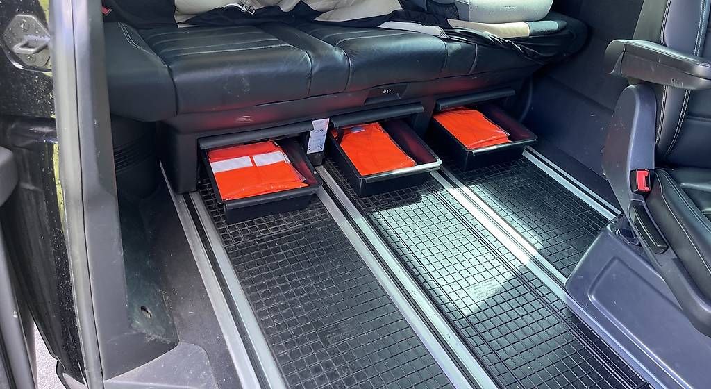 Automobili: Allrad, Lederausstattung, 150PS – Usato da Lenzburg venduto da ChH_01 3
