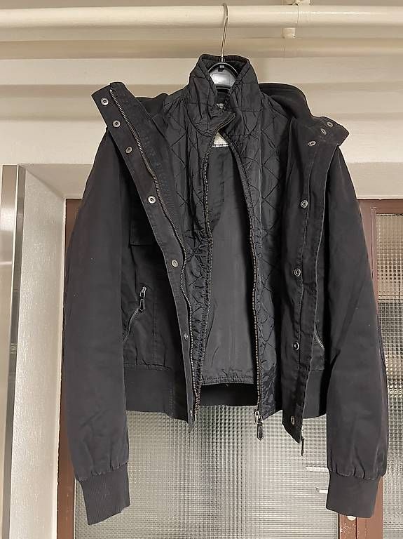 Jacken: Jacke von Esprit - Grösse S – Gebraucht aus Thörishaus von ama_9dbt 1