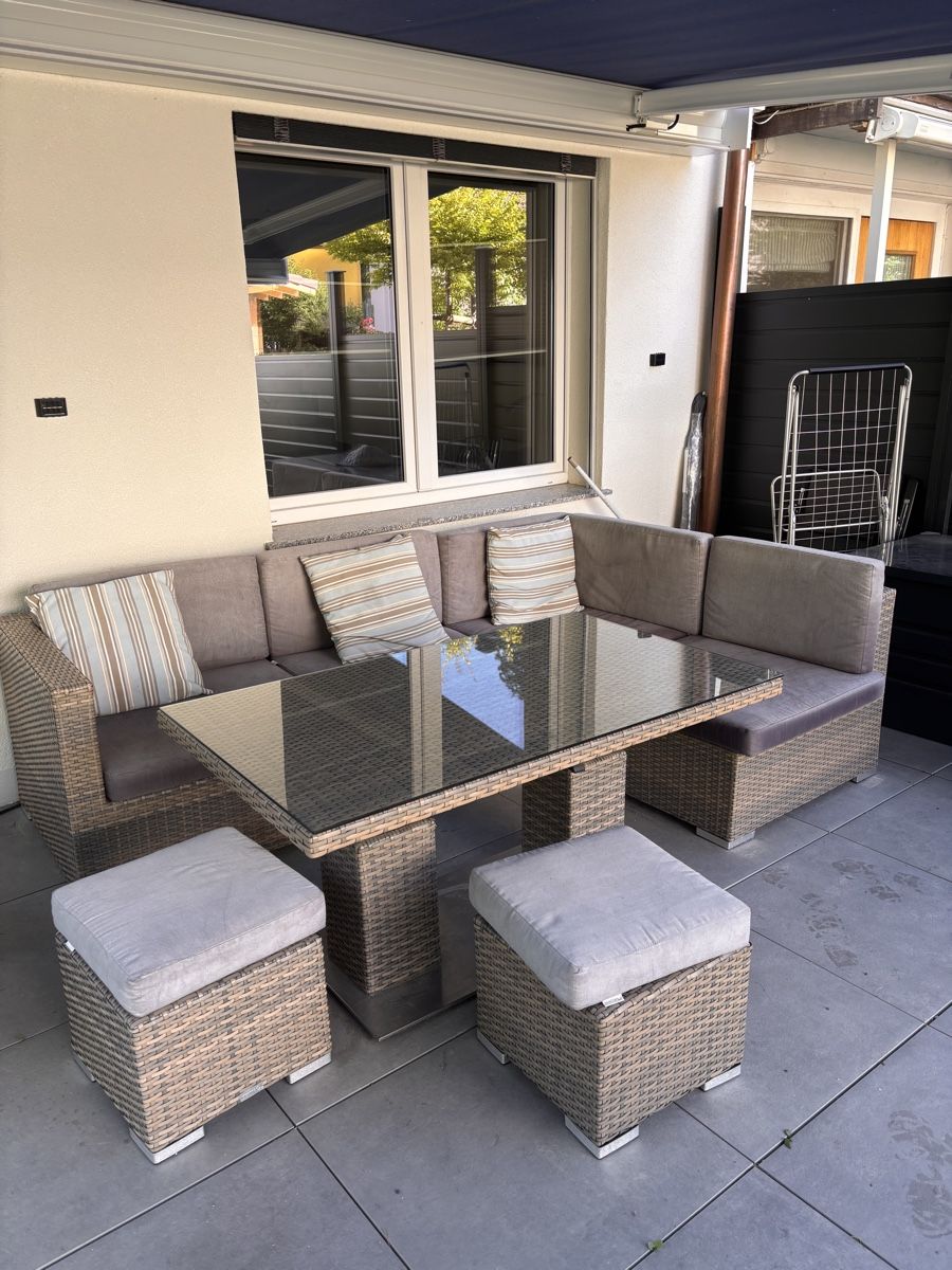 Tischset: Loungeset – Gebraucht aus Portalban von Jornsbeatrice