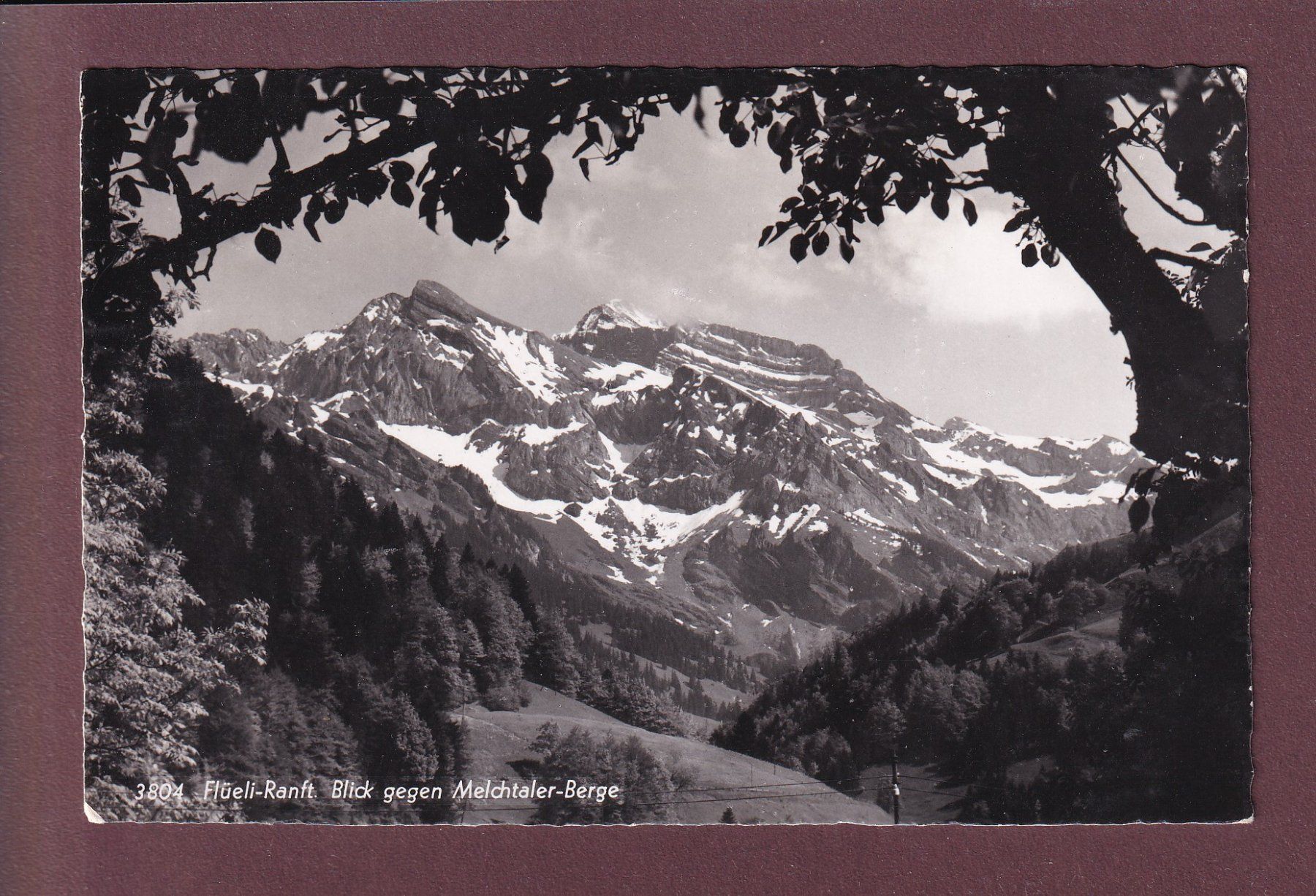 Cartoline postali: FLÜELI-RANFT - Blick gegen Melchtaler-Berge – Usato da Pully venduto da nicecards