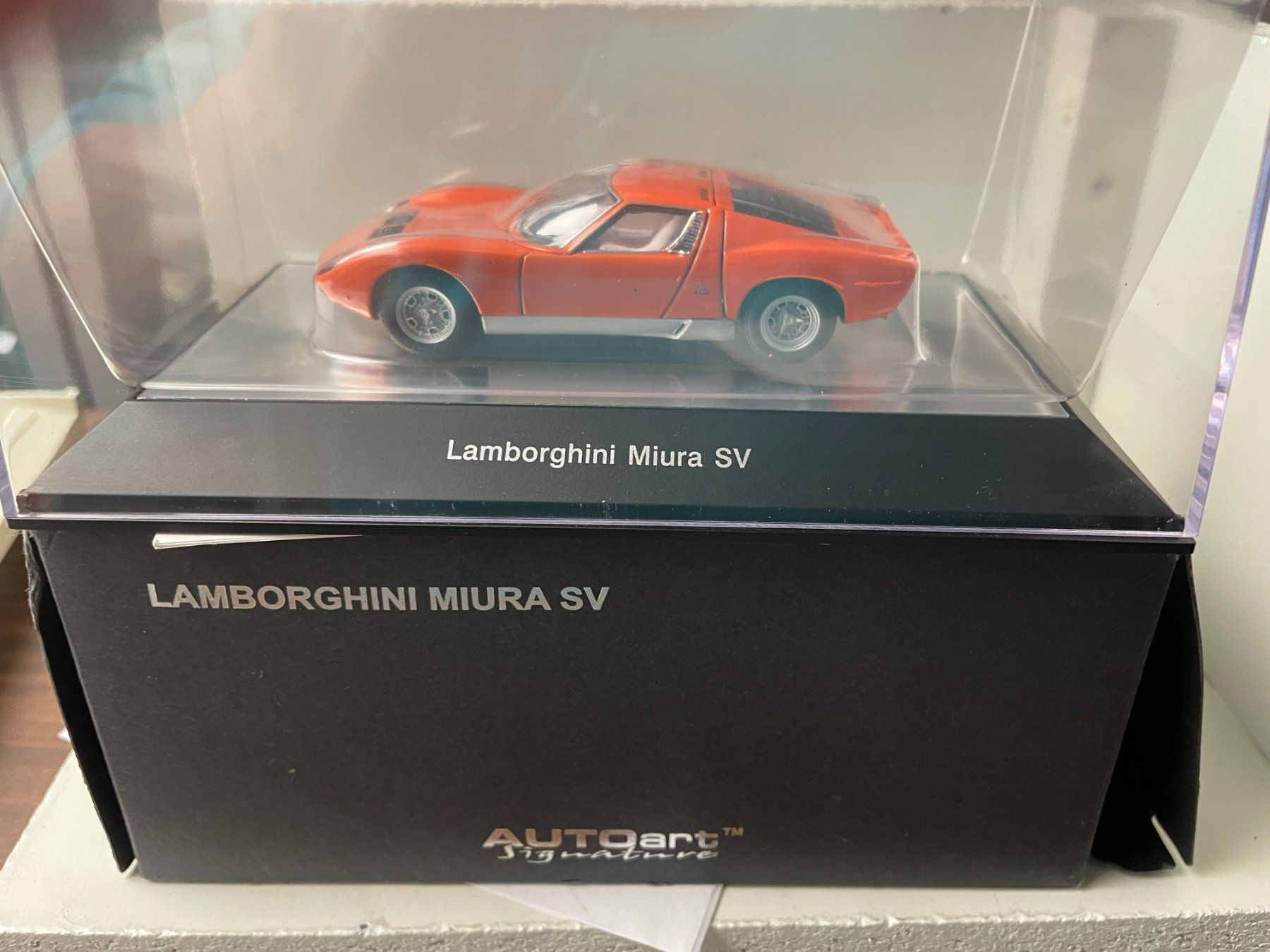 Lamborghini Modellini d'auto: Lamborghini MIURA SV        1:43 Autoart – Nuovo e nell'imballaggio originale da Wohlen AG venduto da Erelpowerline 1