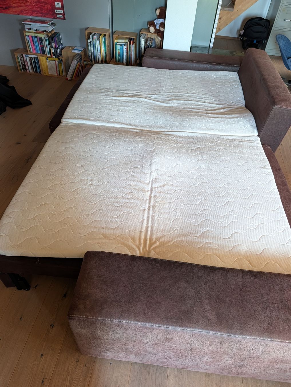 Sofas: Ecksofa mit Schlaffunktion – Gebraucht aus Wangen an der Aare von desilvam 4