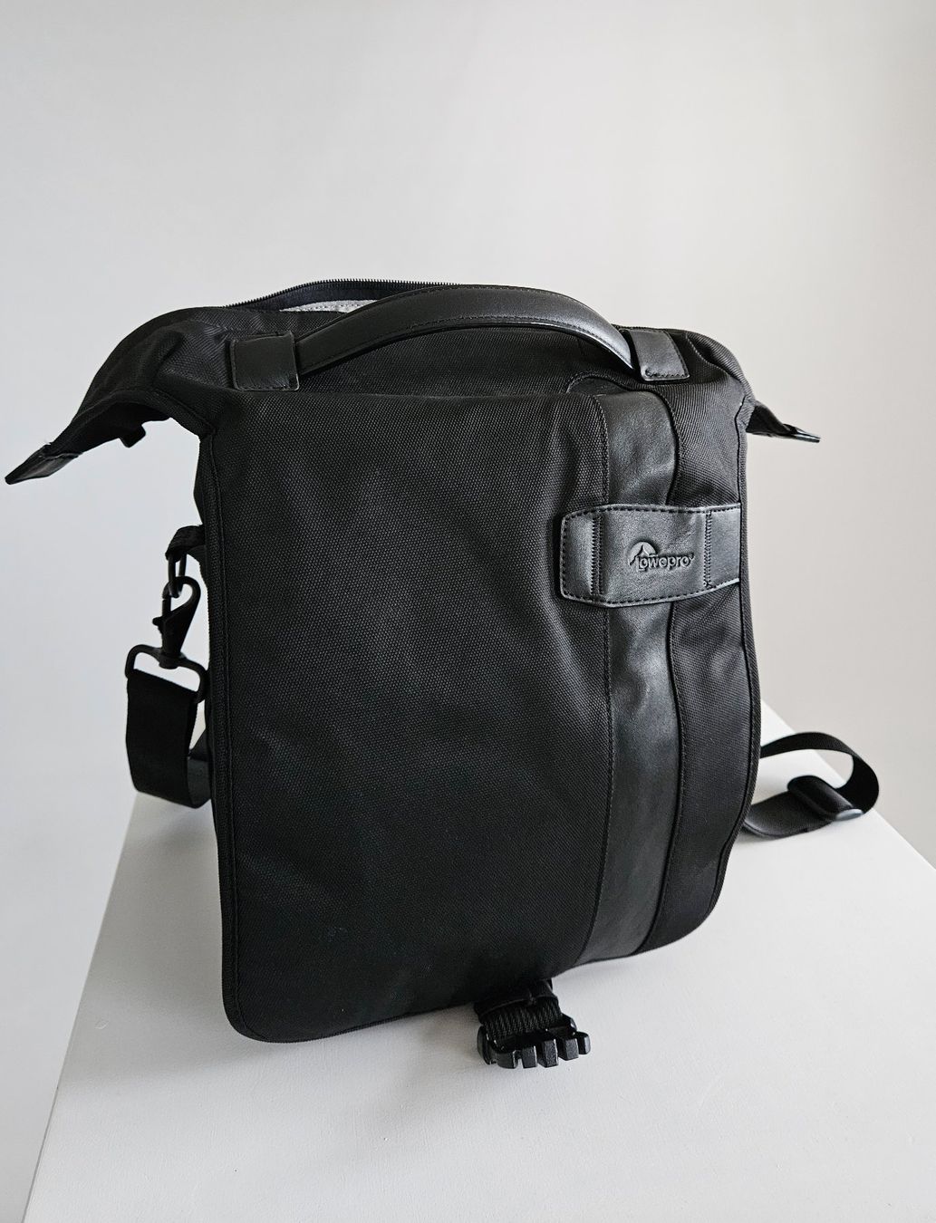 Canon Fotocamera: EOS 500D Kit inkl. Lowepro Tasche – Usato da Steinhausen venduto da AnitaImfeld 4