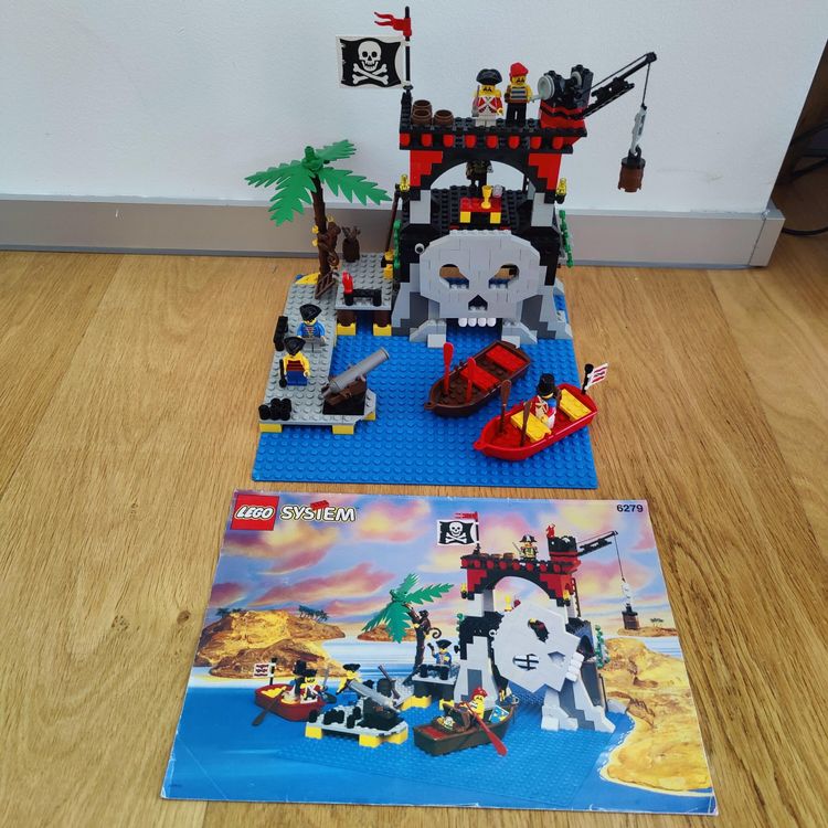 Lego Pirate 6279 Skull Island (D'occasion) à Vevey pour CHF 99 – avec ...