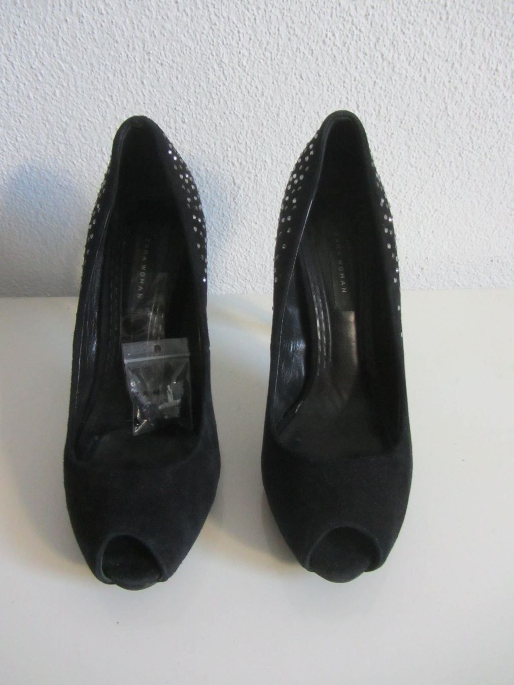 Zara Scarpe da donna: ZARA - Wildleder Peeptoes mit Strass 37 – Usato da Zürich venduto da Diazaio 3