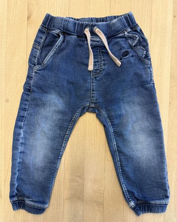 Hust&Claire Jeans Gr. 86/18M mit Koala-Motiv für kleine Entd