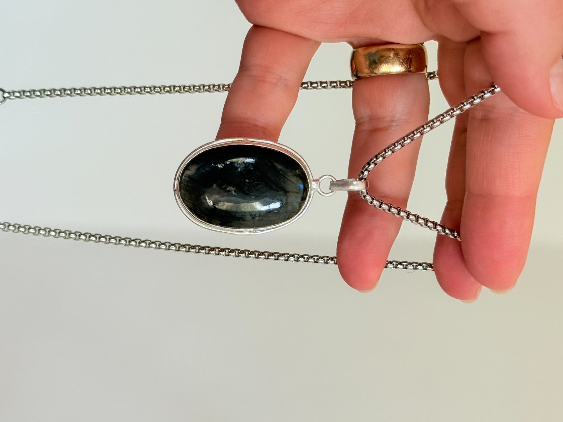 Colliers: Labradorite necklace – Neuf avec emballage d'origine à Genève par AGBERG 7