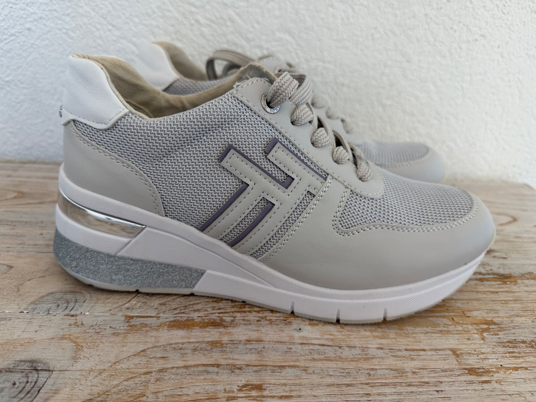 Tom Tailor Scarpe da donna: Damen Keilsneaker Tom Tailor, Grösse 39 – Usato da Wolfwil venduto da Inseider12 1