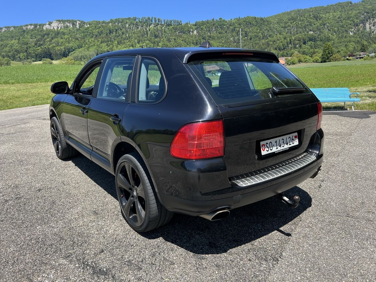 Porsche Automobili: Porsche Cayenne S ab MFK 03.25 – Usato da Riedholz venduto da Kultcars 2