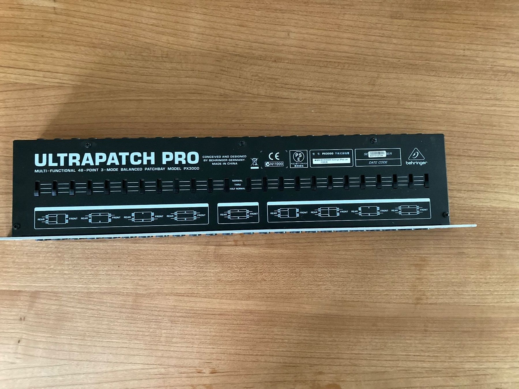 Behringer Instruments de musique: Pachbay Behringer Ultrapatch Pro px3000 – D'occasion à Zürich par urs_z8b2 1