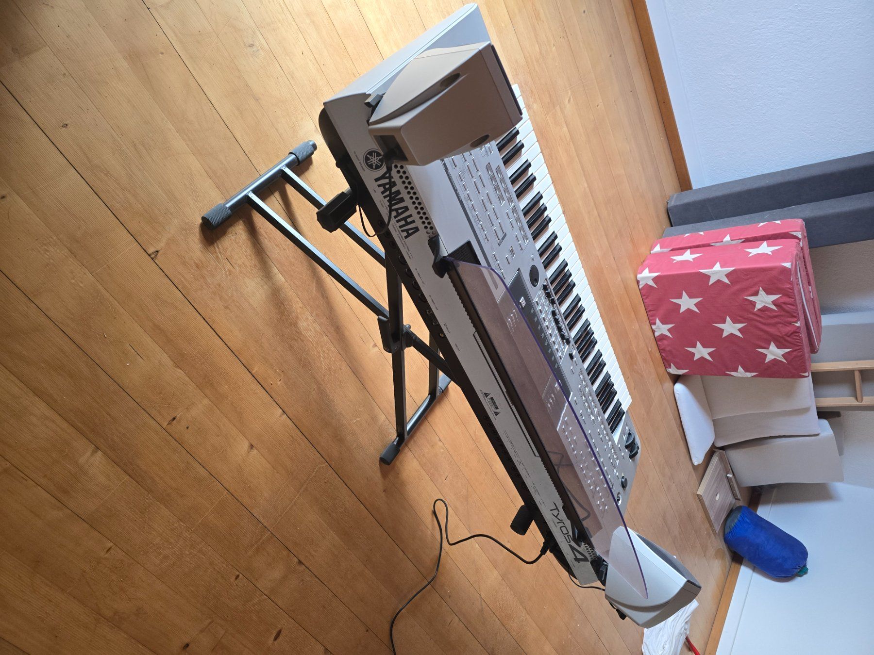 Strumenti musicali: Kybord Yamaha Tyros 4 – Usato da pieterlen venduto da topwater 2