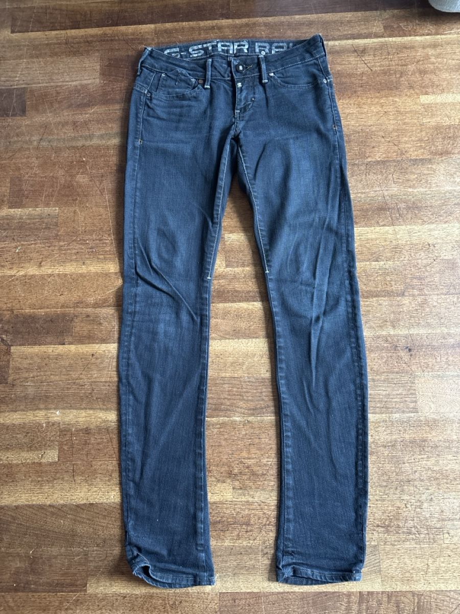 G-Star Jeans: G-Star dukelblau Gr 27/32 – Gebraucht aus Boll von naluya