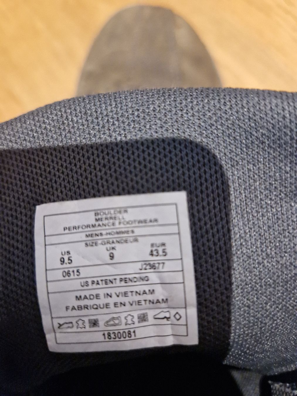 Merrell Scarpe da uomo: Robuste Merrell Herbst- /Winterschuhe Gr. 43.5 – Usato da St. Gallenkappel venduto da Kevinofski 3