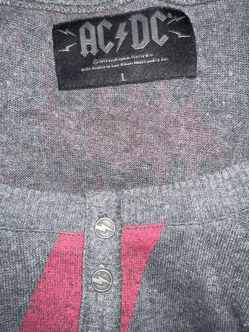 Pulls & Sweat-shirts: AC/DC Pullover Gr. L 2013 – D'occasion à St. Gallen par mai_zpt7 2