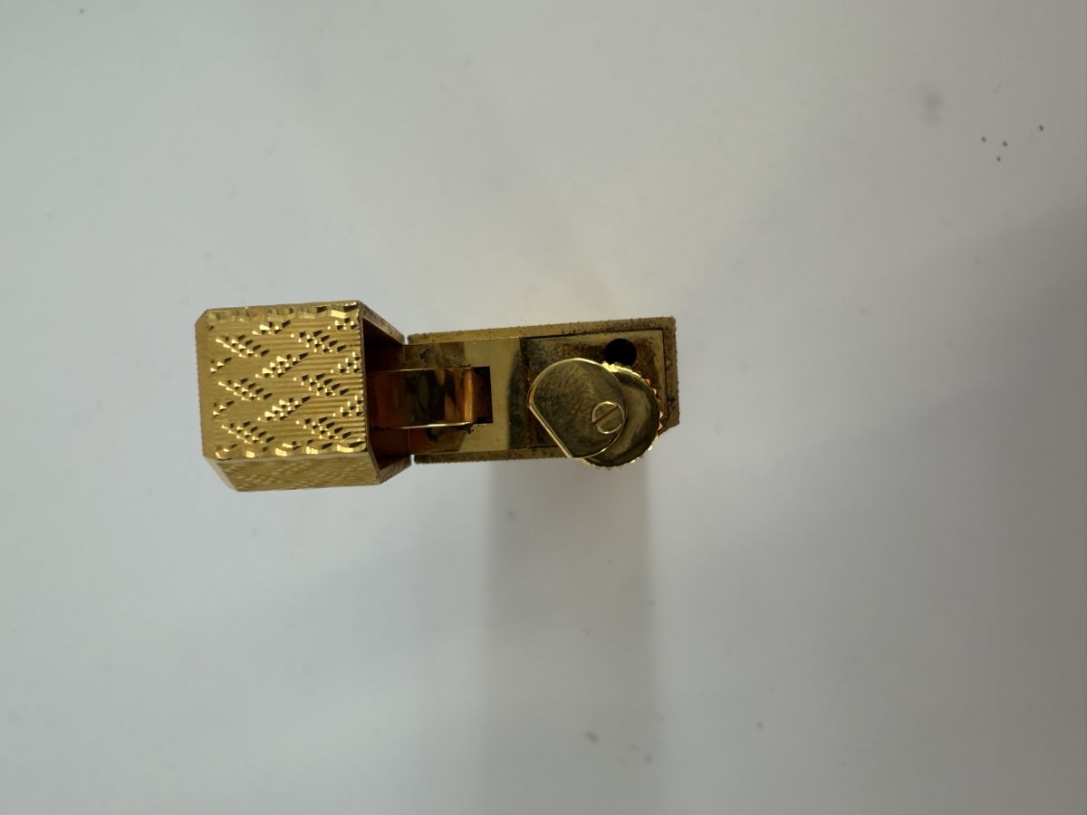 Cartier Accendini: Feuerzeug Cartier Paris  – Usato da Auenstein venduto da moin. 1