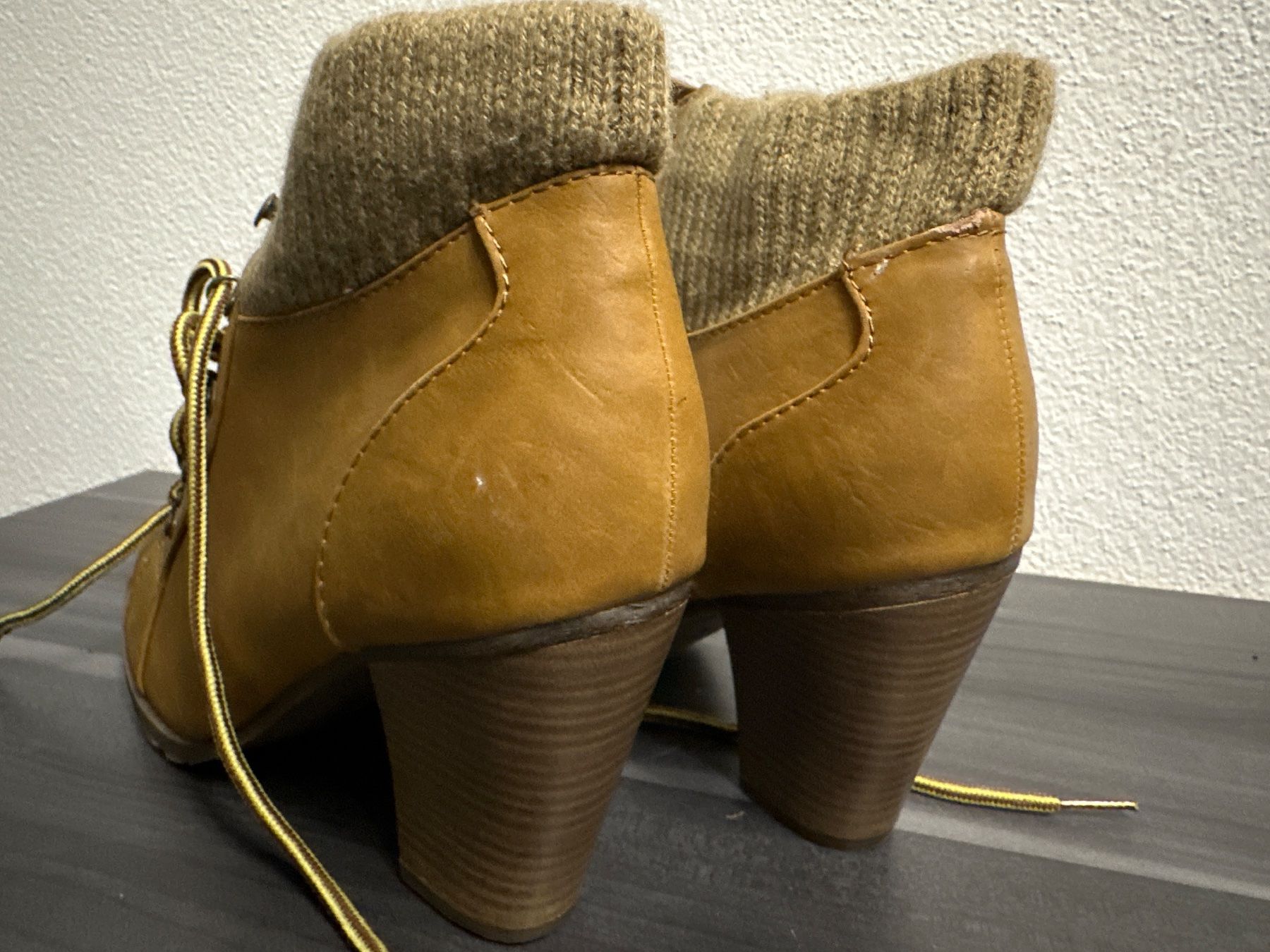 Damenschuhe: Boots grösse 42 – Gebraucht aus Aarburg von Tonija 1