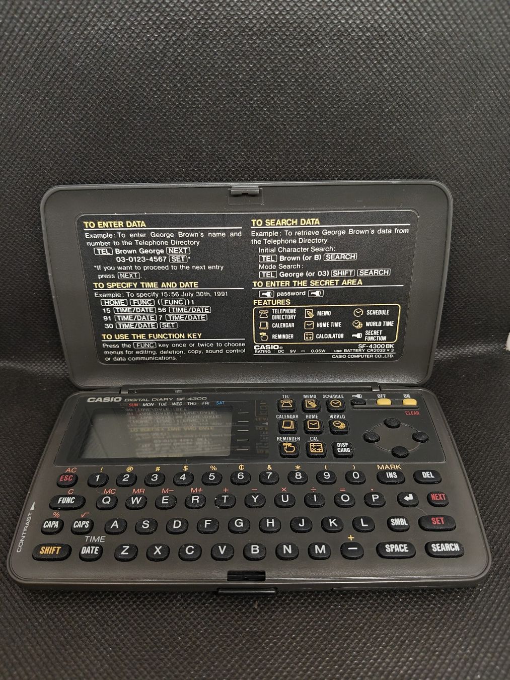 Casio Palmari: CASIO SF-4300 Digital Diary 32KB Elektronischer Organizer – Usato da Wangen an der Aare venduto da RetroKontor 1