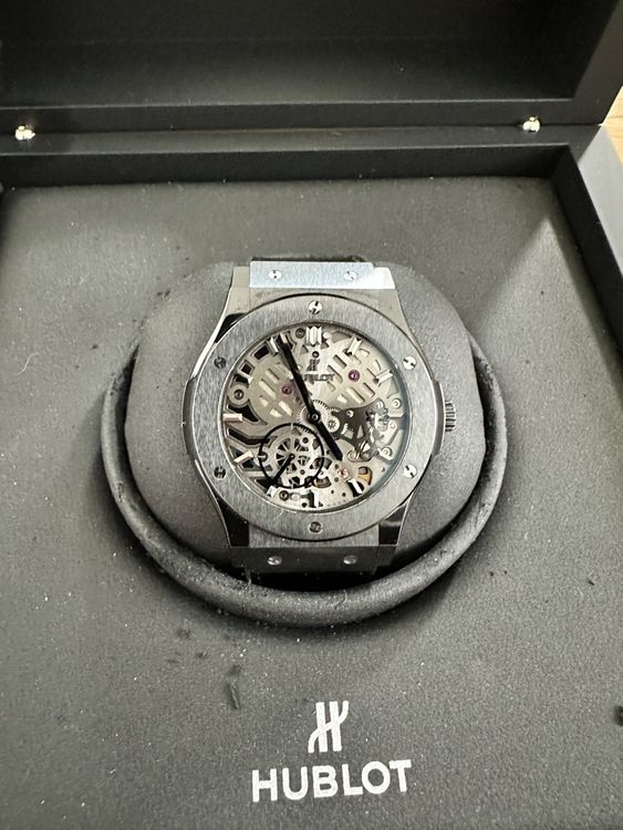Hublot Orologi: Hublot Classic Fusion Ultra-Thin Keramik – Usato da Kölliken venduto da Gentle