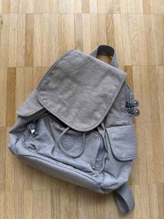 Kipling Rucksack Damen Freizeitrucksack grau neuwertig