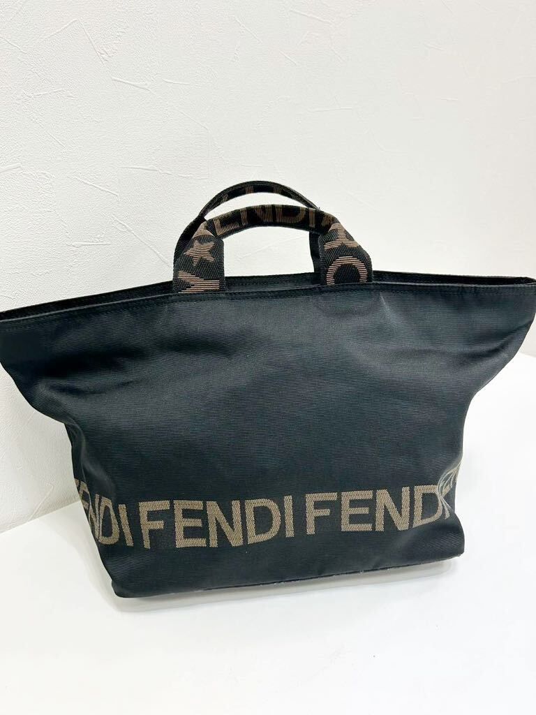 Borse da donna: Fendi tote bag FREE LONG Wallet  – Usato da St. Gallen venduto da accessoriella