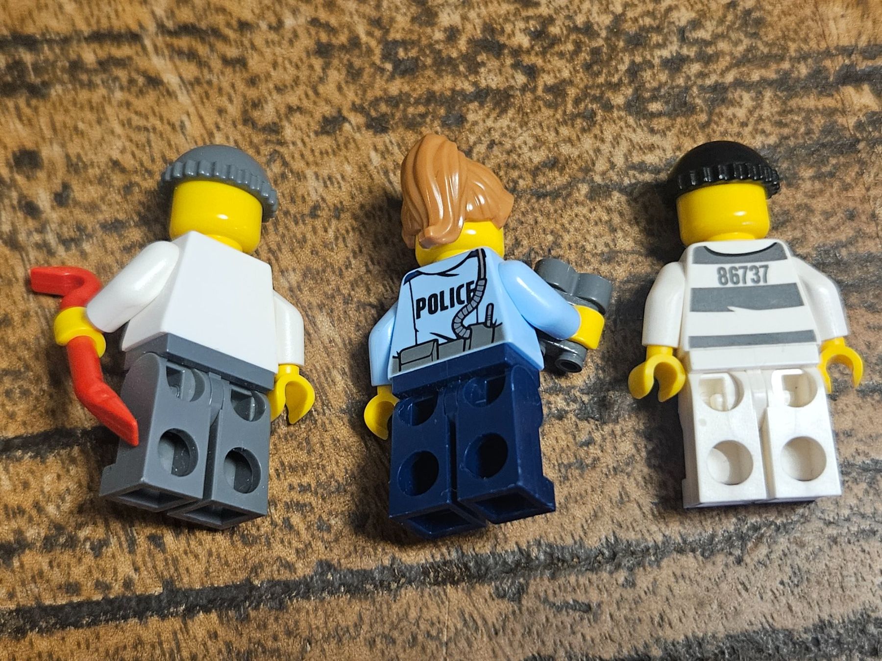 Lego Kit di costruzioni: lot de 3 figurines – Usato da Confignon venduto da Ecrofigs 1