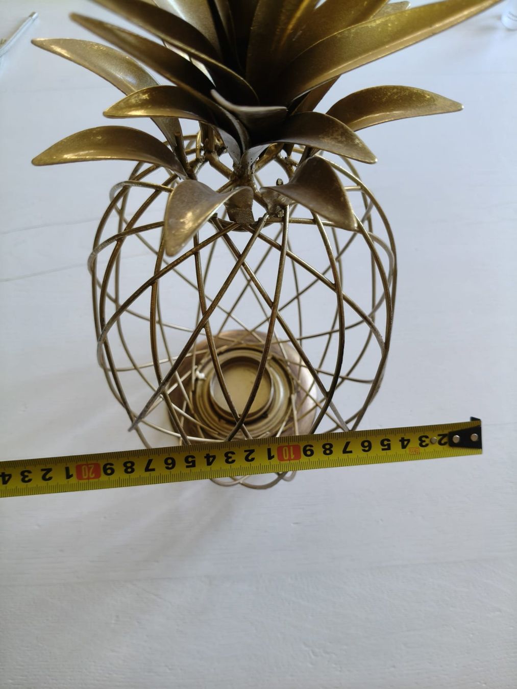 Tutte le decorazioni: Goldene Deko Ananas - Teelicht – Usato da Winterthur venduto da Arkadii 4