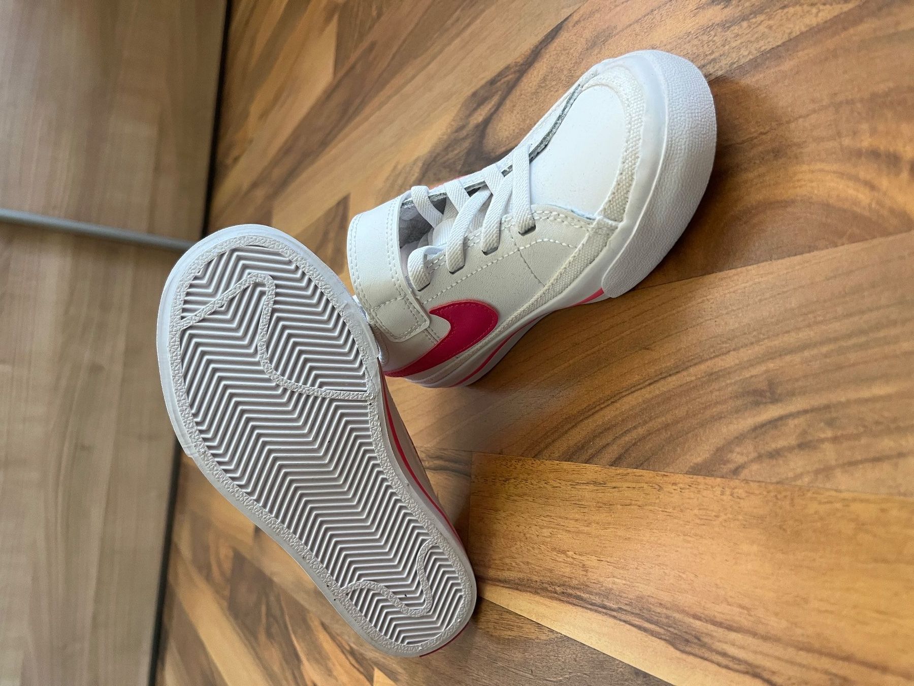 Nike Scarpe per ragazze: Neue Turnschuhe NIKE – Nuovo e nell'imballaggio originale da Heitenried venduto da Brutus2003 2