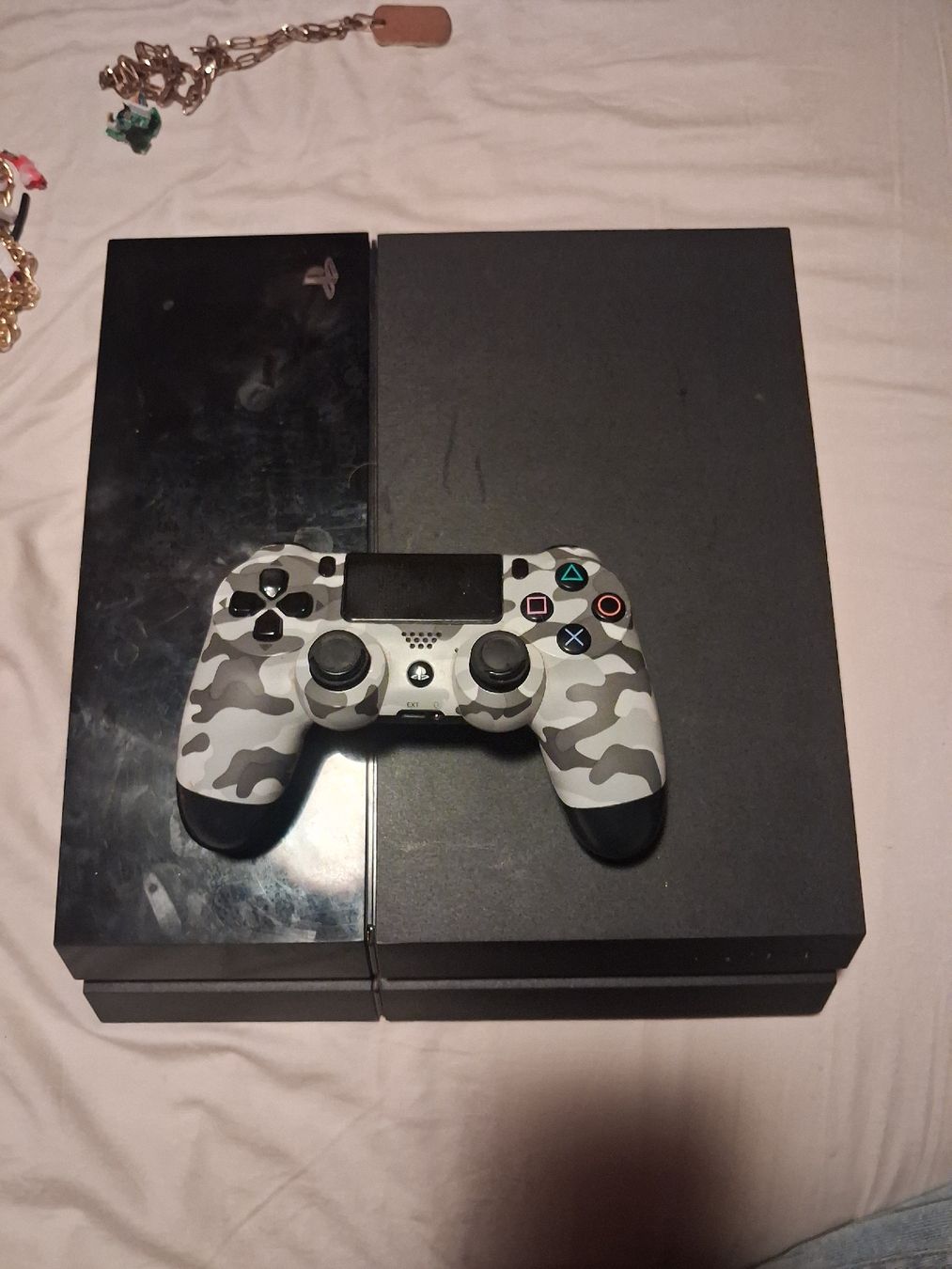 Sony Consoles: PLAYSTATION 4 mit CONTROLLER – D'occasion à Ebikon par Suz_5v7r 1