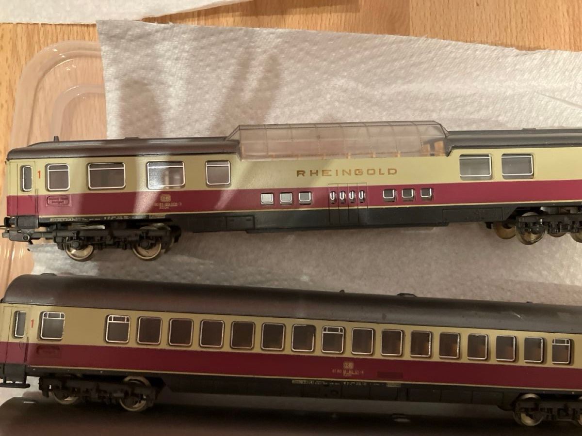 Lima Modelleisenbahnen: Trans Europ Express + Rheingold, Lima – Gebraucht aus Spreitenbach von Strolch 1