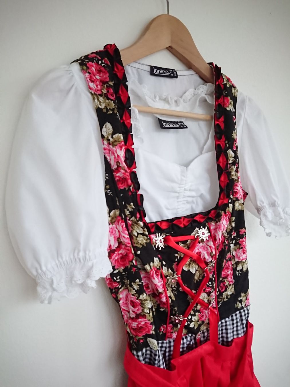 Vestiti: Damen Kleid Dirndl von Janina Gr. 34 – Usato da Hallau venduto da CHACLA 1