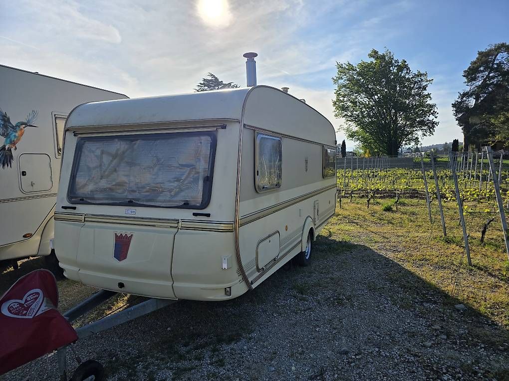 Veicoli da campeggio: Tabbert Comtesse 515 TE – Usato da Vevey venduto da cor_x72b 1
