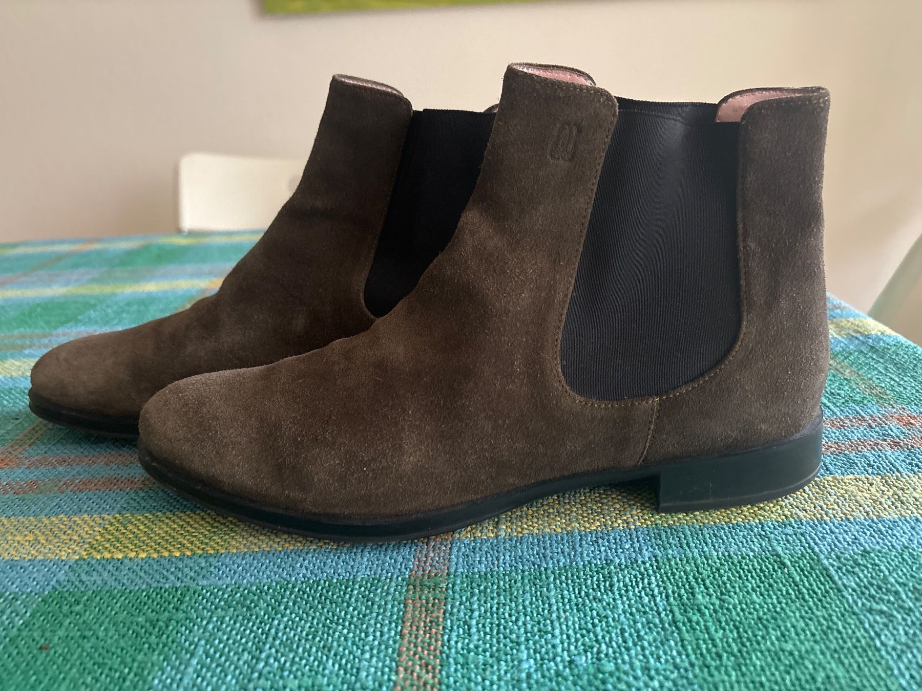 Scarpe da donna: Wildleder Schuhe – Usato da Zürich venduto da JalapenoChili