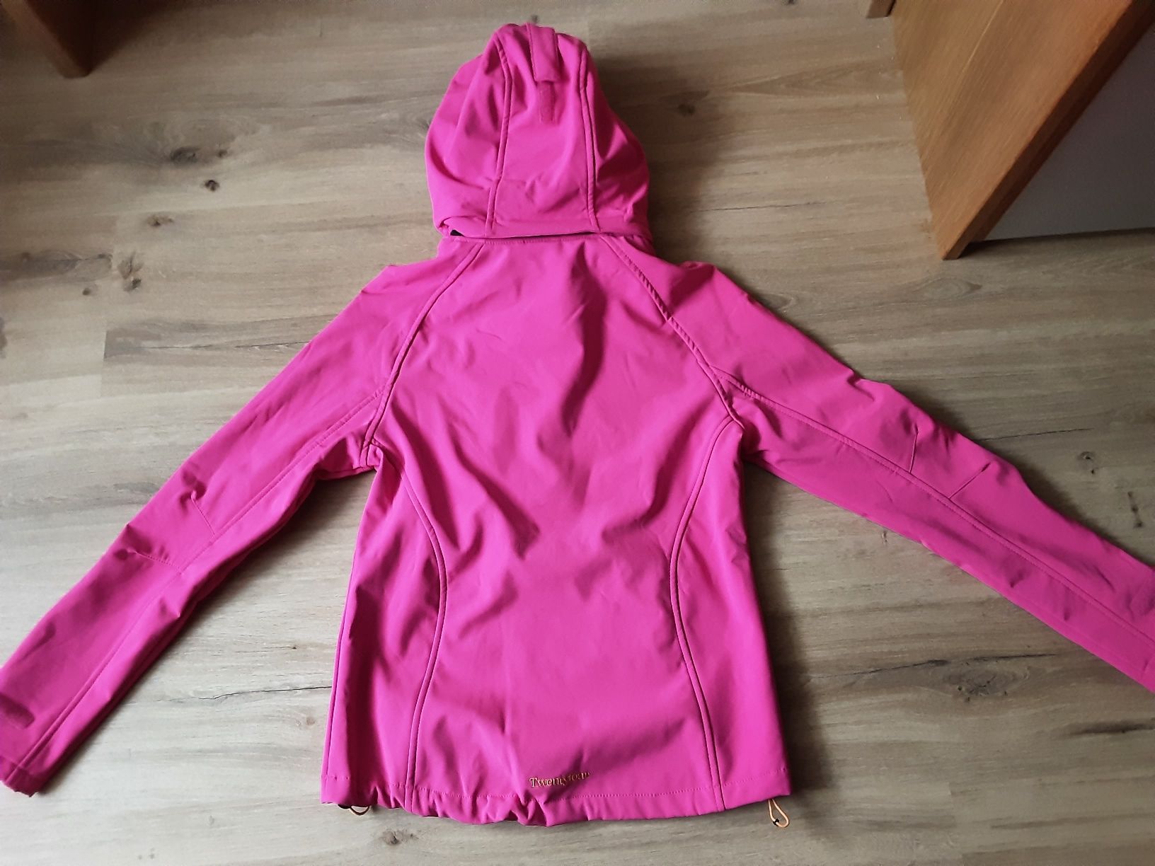 Jacken: Pinke Softshell Jacke Grösse 34 – Gebraucht aus Altdorf UR von Brandli 6