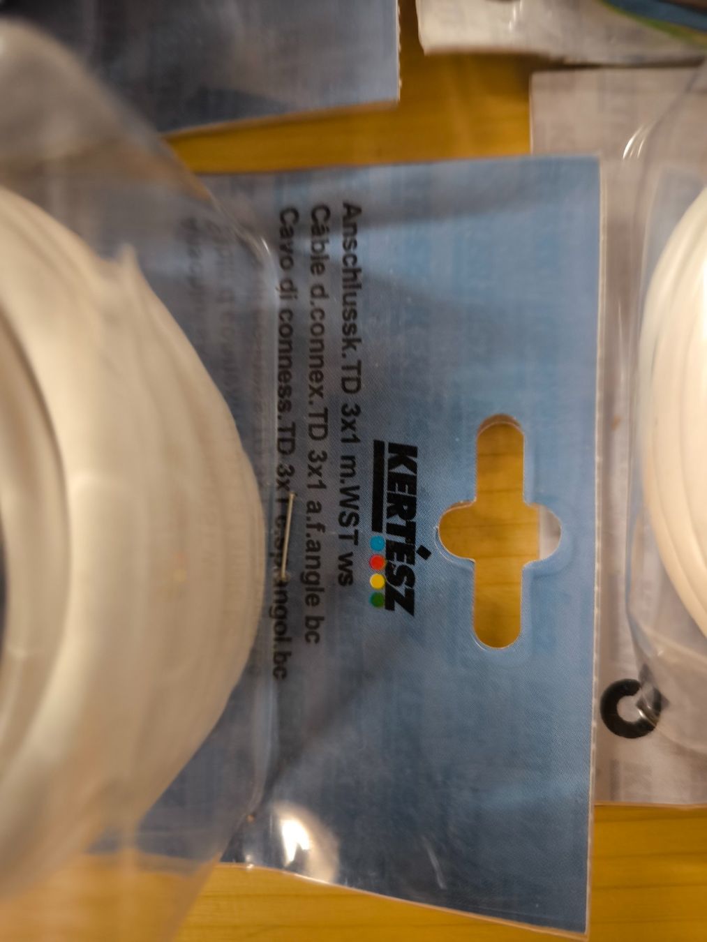 Cavi: 6 rallonges à connecter de 3 m chacune – Nuovo e nell'imballaggio originale da Bulle venduto da Colo 2