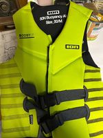 2 ION Booster Westen  Gr. M