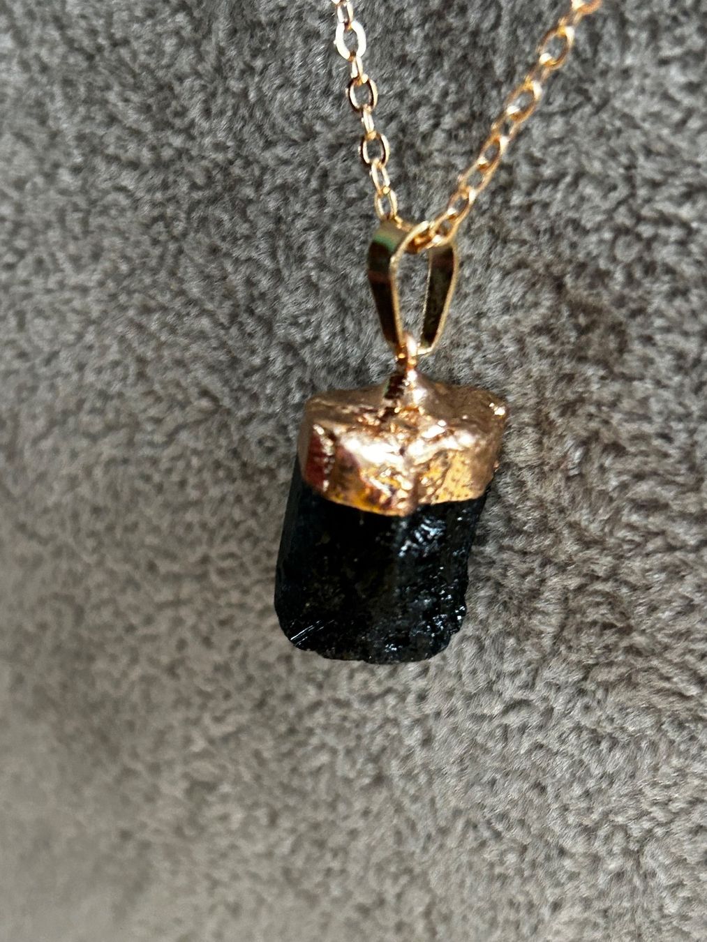 Ciondoli: Anhänger Black Stone goldenprotection – Usato da Dittingen venduto da Bijoubelle