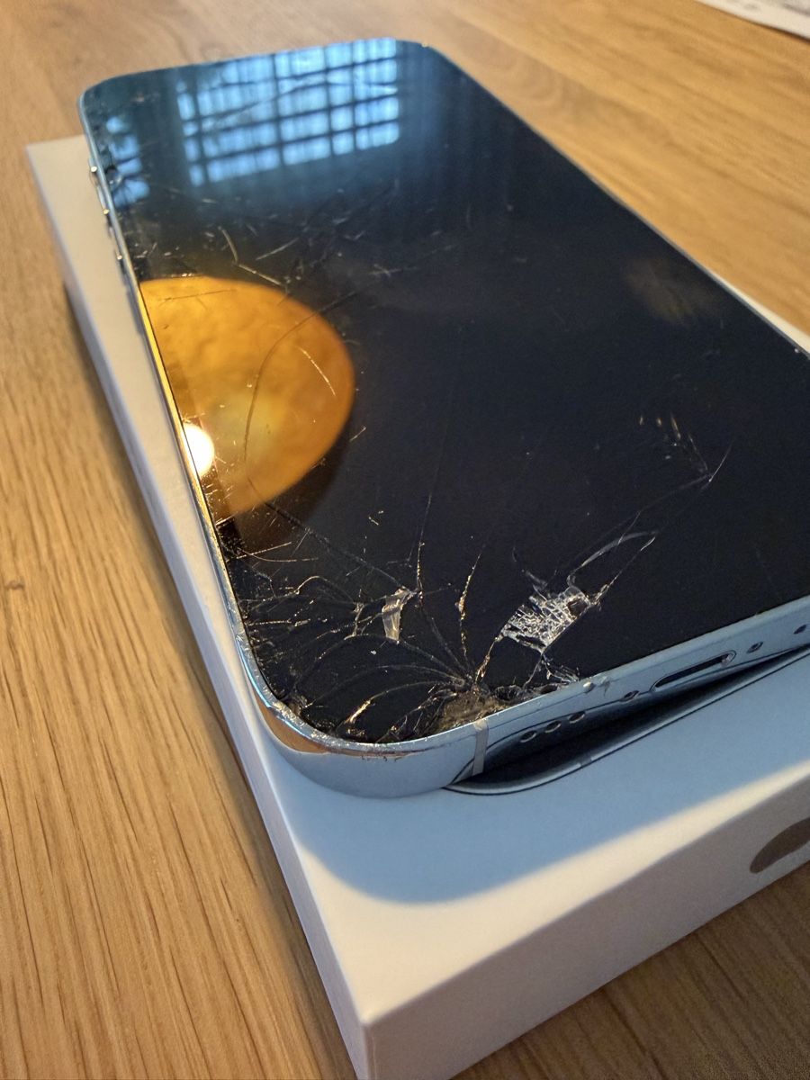 Apple Telefoni cellulari / Smartphones: iPhone 14 Pro weiss 128gb Display defekt – Difettoso da Wangen b. Olten venduto da Mario70 7
