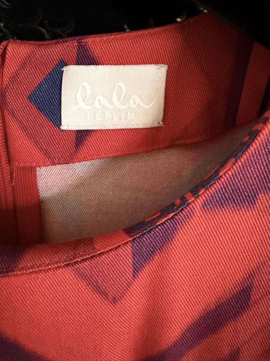 Vestiti: Lala Berlin Dress, Size S – Usato da Zürich venduto da Vikkinikki 1