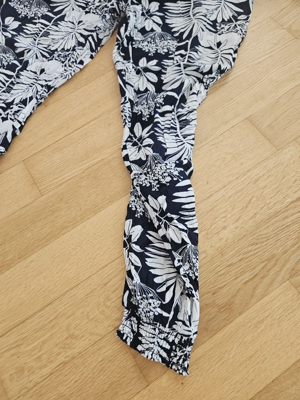 Pantaloni: Sommerhose luftige Hose Sommer Pluderhose – Nuovo (secondo la descrizione) da Pratteln venduto da madi1990 2